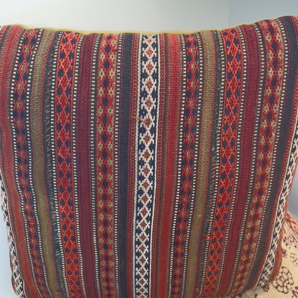 Set of vintage handmade tapestry cushions - Picture 8 of 13